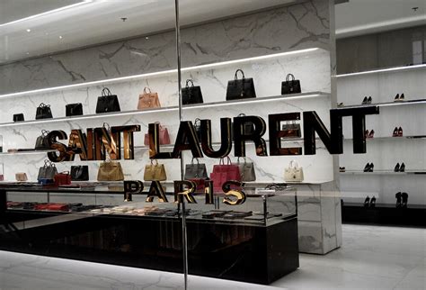 yves saint laurent lissabon|Lisbon’s Avenida Liberdade: Where Luxury Shopping Reigns.